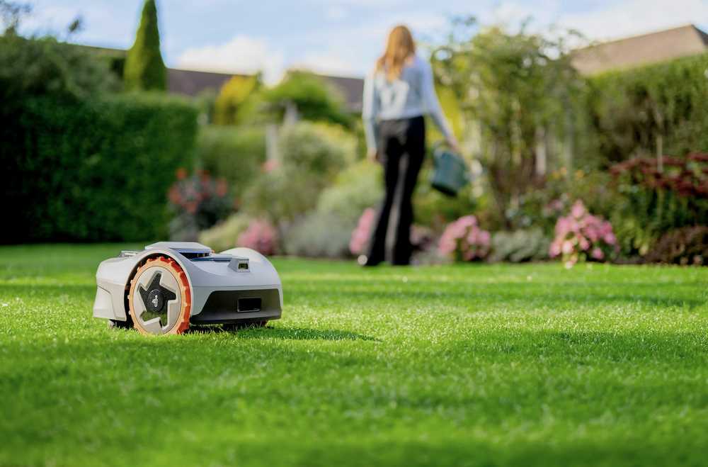 Segway Navimow i105E Belaidis vejos pjovimo robotas skirtas iki 500 m² vejai