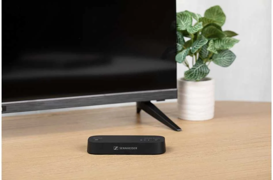 Sennheiser BTA1 Bluetooth‑lähetin televisiolle