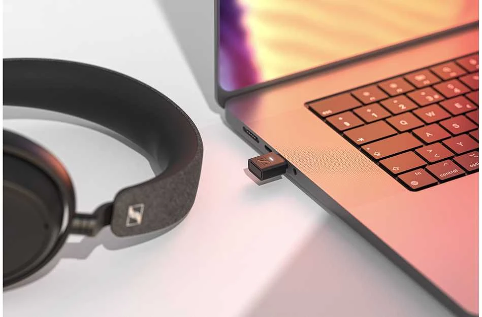 „Sennheiser BTD 700 USB-C + USB-A Bluetooth“ adapteris, ES