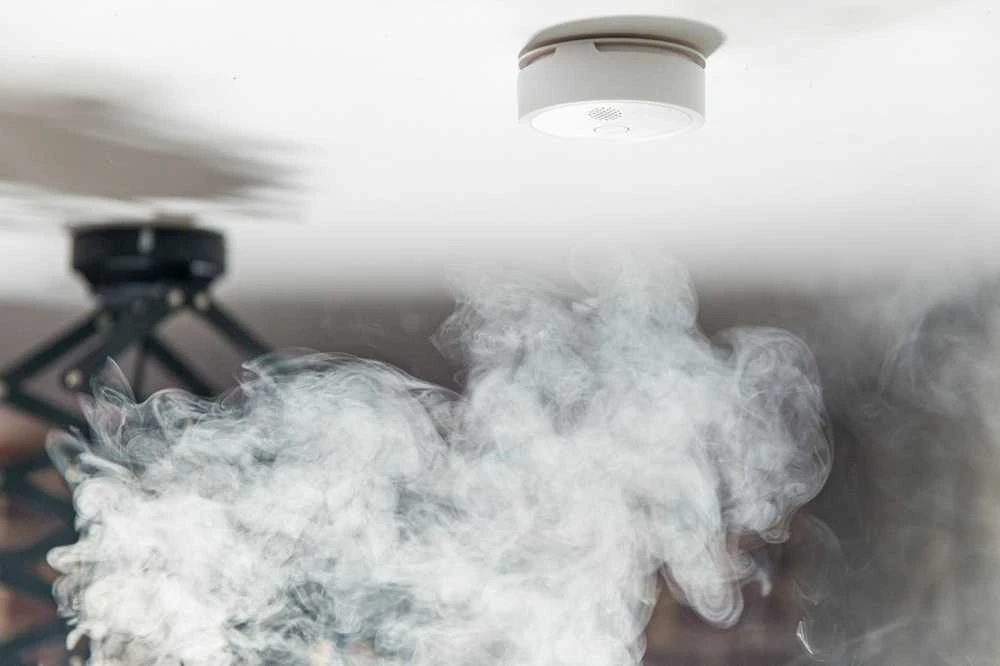 Shelly Plus Smoke Wifi dūmų sensorius / sirena