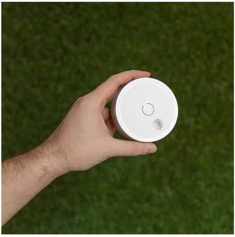 Shelly Plus Smoke Wifi dūmų sensorius / sirena