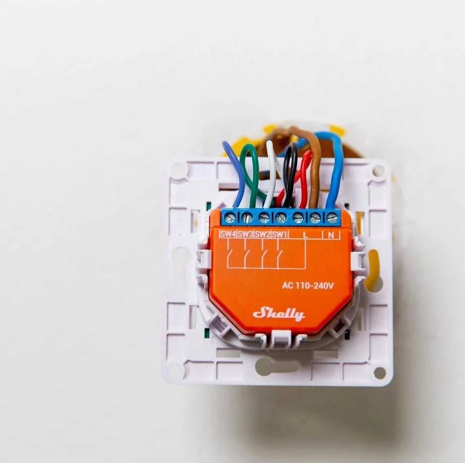 Shelly Wall Switch 4 -seinäkytkin, valkoinen