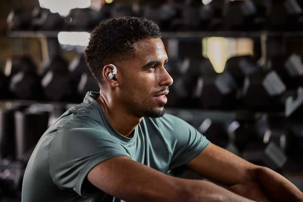Shokz OpenFit 2+ ausinės su kaulų laidumo technologija ir „Dolby Audio“, juodos