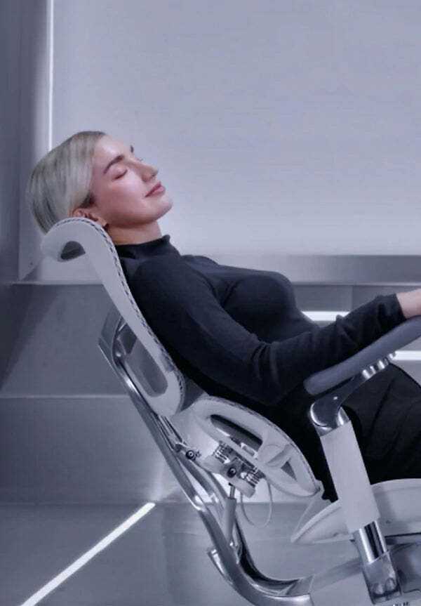 Sihoo Doro S300 -ergonominen toimistotuoli jalkatuella, valkoinen