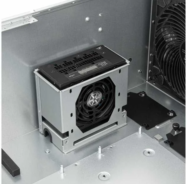 „SilverStone SST-RM51 Rackmount“ serveris – 5U
