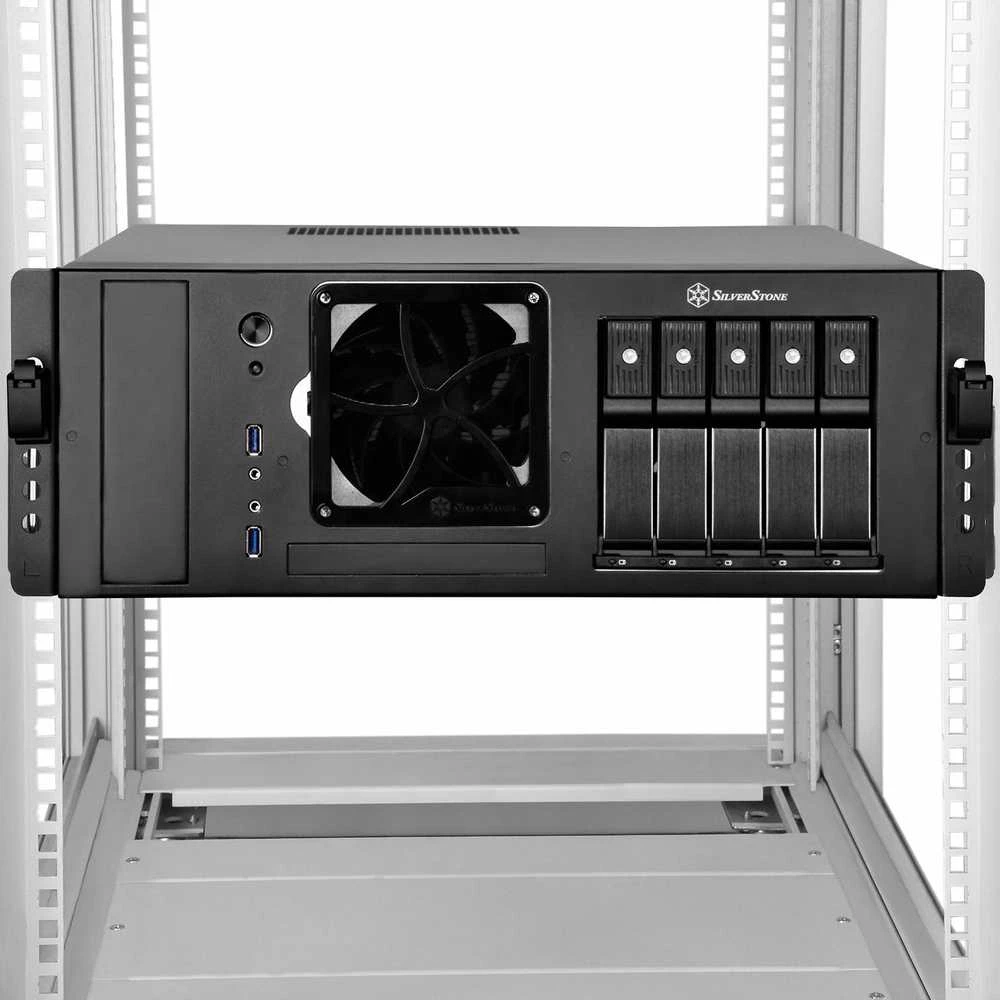Rackmount „SilverStone SST–RMS05–22“ stovas
