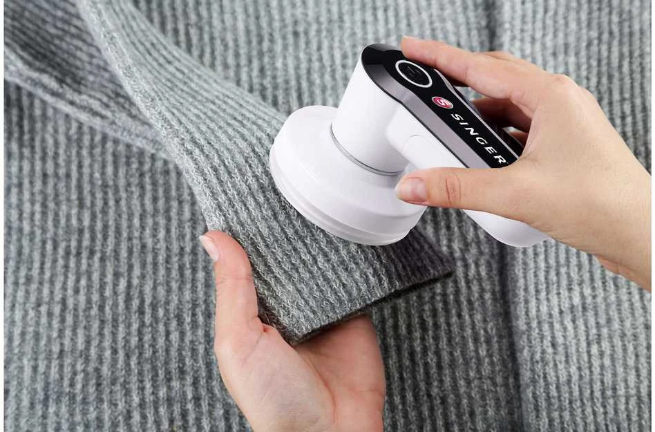 Singer | Lint Remover | 22001500206 | AA batteries | Baltas