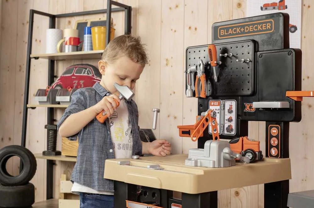 Black & Decker Darbinis stalas su įrankiais vaikams Juodas Decker, 100 priedų