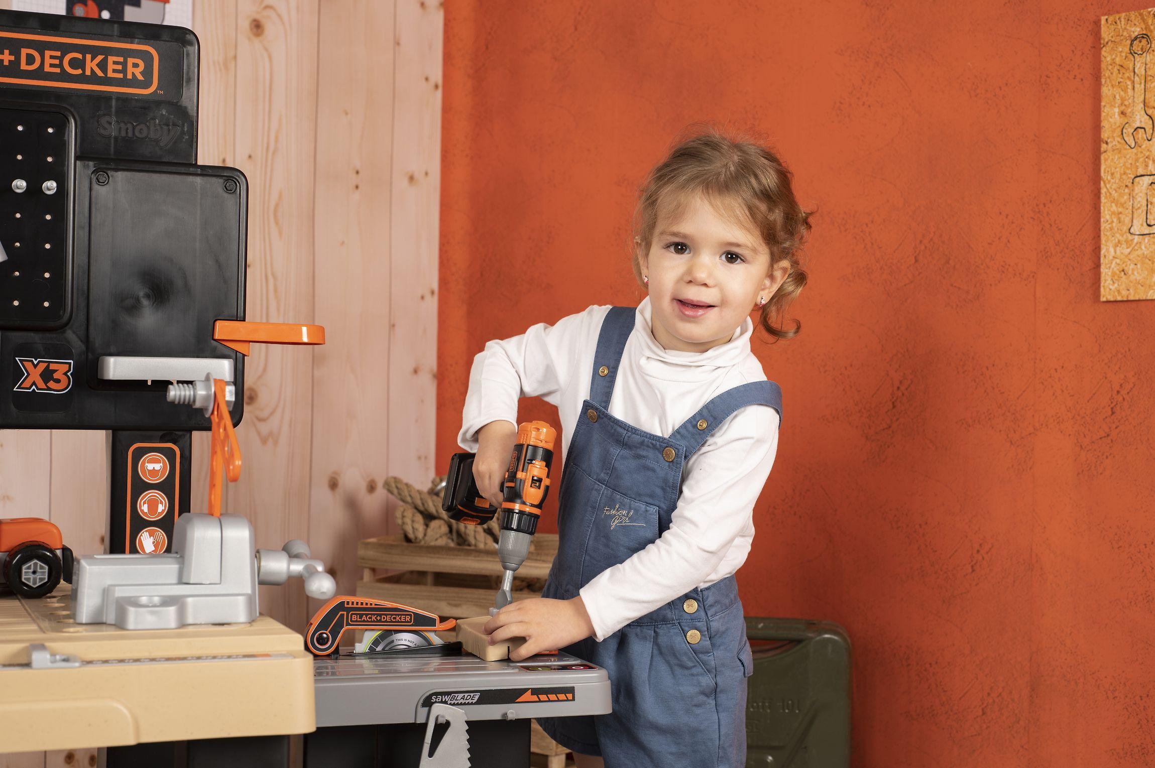 Black & Decker Smoby Profesinis žaidimų dirbtuvėlių rinkinys su įrankiais ir pjūklu