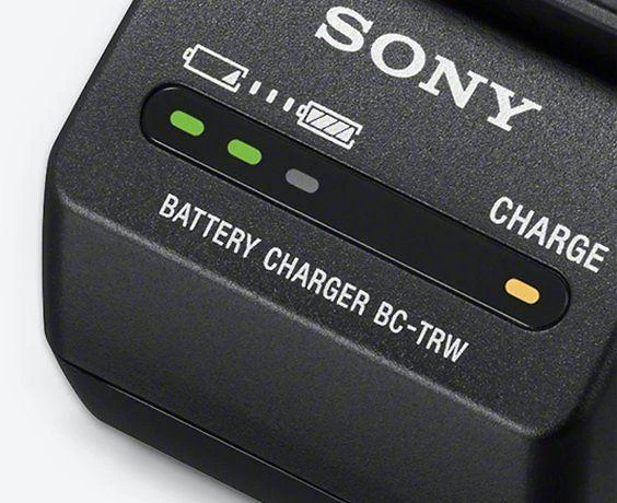 SONY BC-TRW Įkroviklis