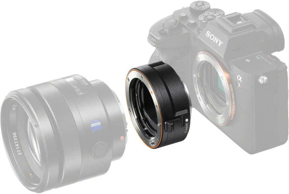 Objektyvas Sony LA-EA5 35 mm viso kadro A tvirtinimo adapteris