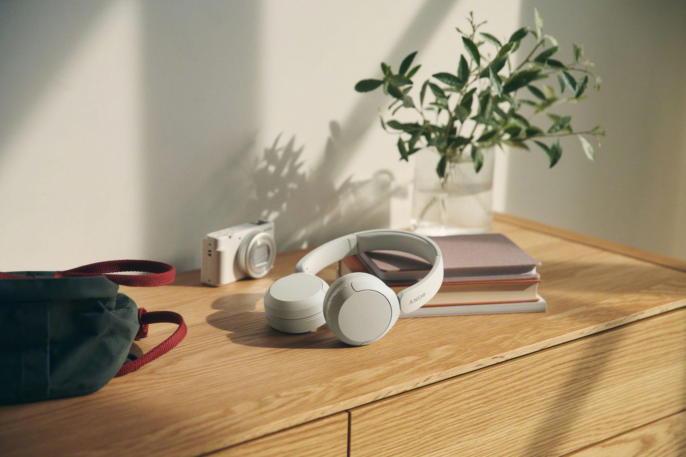 Belaidės Ausinės Sony WH-CH520W, Baltos spalvos