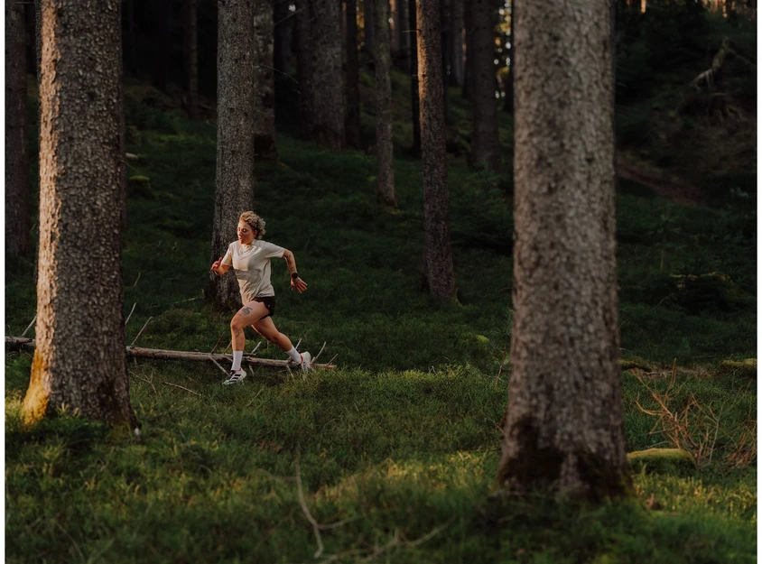 Ausinės Suunto Spark urheilukuulokkeet, Coral Oranžinis