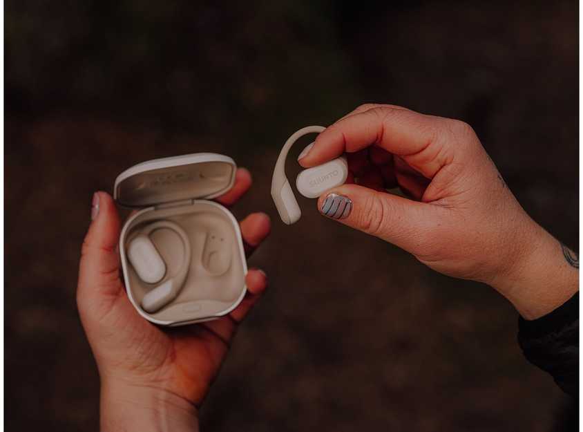 Ausinės Suunto Spark urheilukuulokkeet, musta