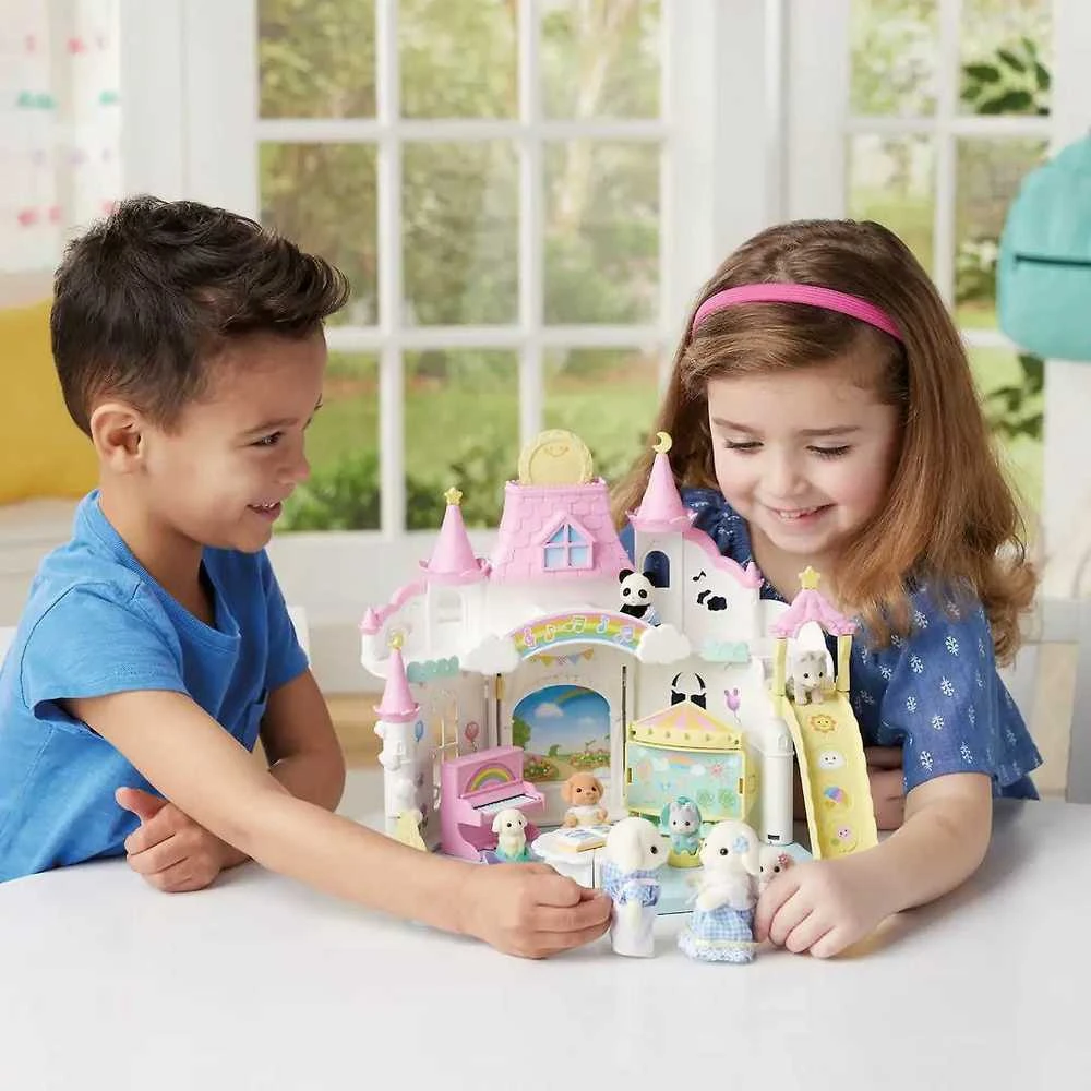 SYLVANIAN FAMILIES Vaikų darželis „Saulėta pilis“