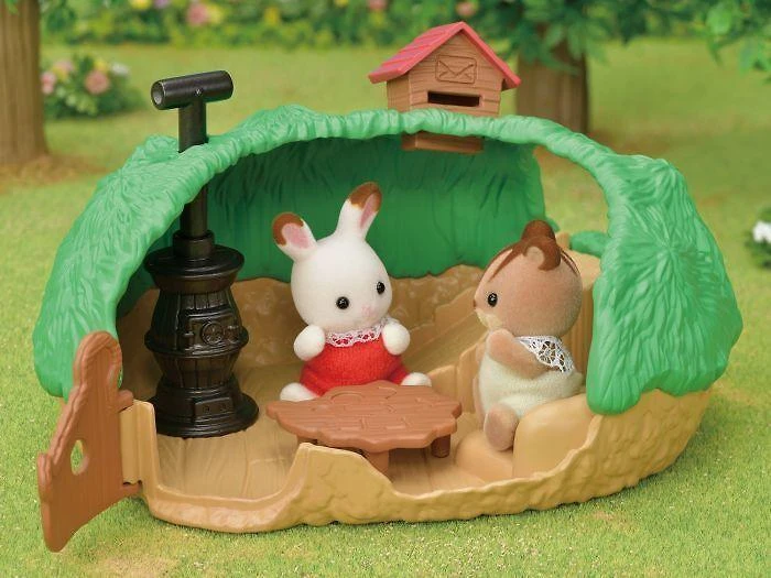 Epoch Figūrėlė su ežio nameliu Sylvanian Families