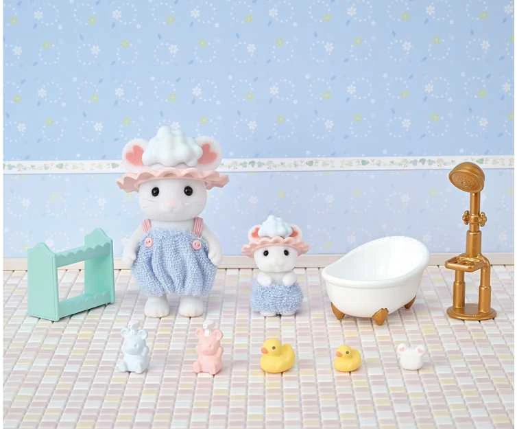 Sylvanian Families Epoch Figūrėlės vonioje su burbuliukais Christopheri ir Edward