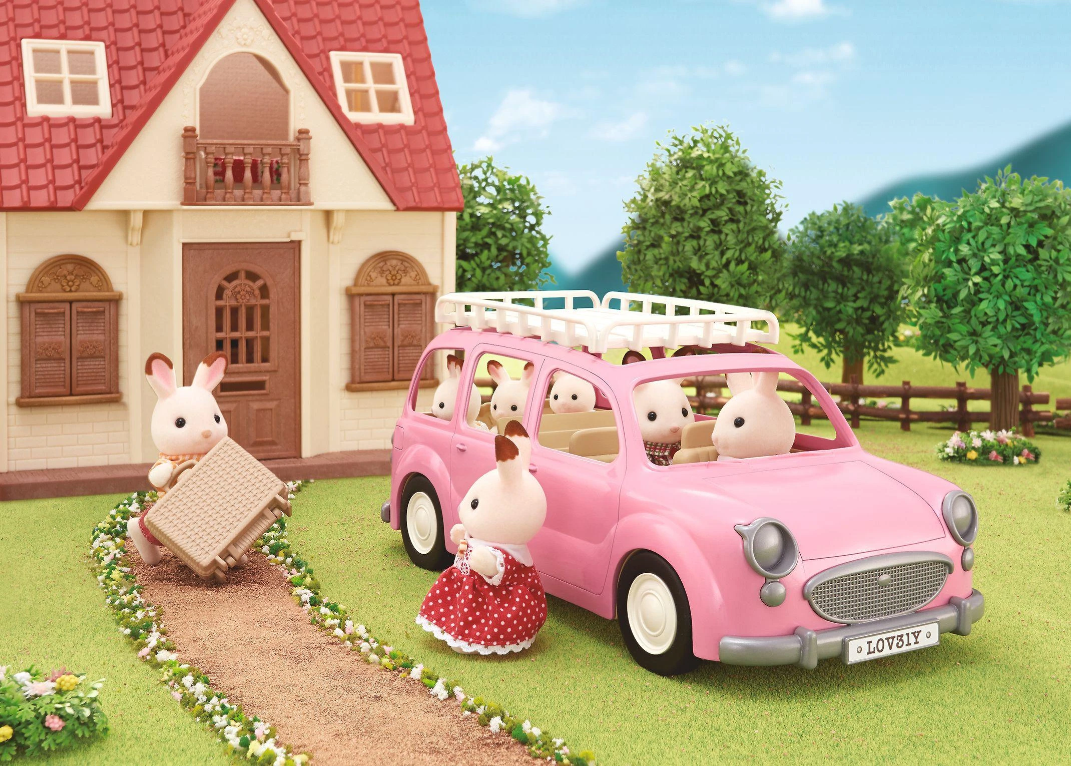 SYLVANIAN FAMILIES Šeimos iškylos automobilis