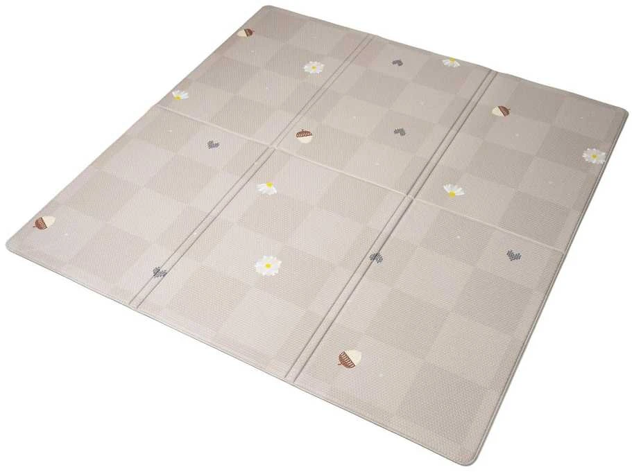 Taf Toys dvipusis storas vandeniui atsparus putų kilimėlis Fold & Play Checkers, 140× 140 cm