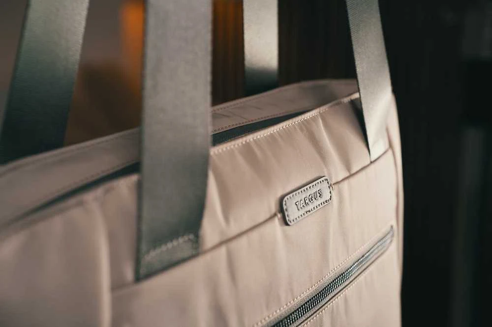 Targus | Avila | Tinka iki 15-16 " | Tote | Shoulder strap | Atsparus vandeniui | French Oak