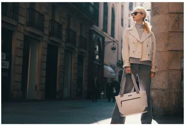 Targus | Avila | Tinka iki 15-16 " | Tote | Shoulder strap | Atsparus vandeniui | French Oak