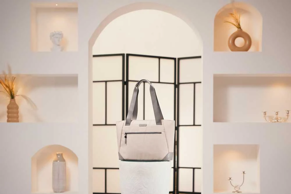 Targus | Avila | Tinka iki 15-16 " | Tote | Shoulder strap | Atsparus vandeniui | French Oak