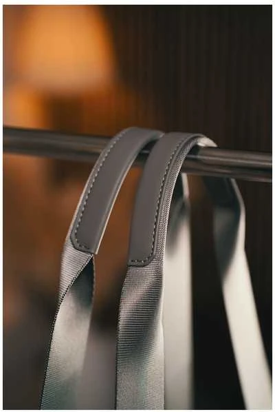 Targus | Avila | Tinka iki 15-16 " | Tote | Shoulder strap | Atsparus vandeniui | French Oak