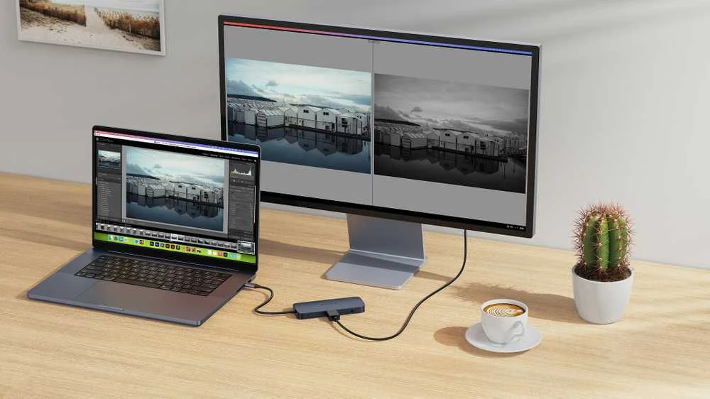 HyperDrive Next USB-C-Hubi, 10 porttia, muistikortinlukijat, keskiyön sininen