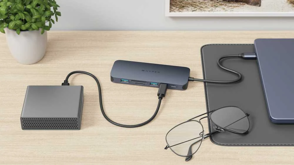 HyperDrive Next USB-C-Hubi, 11 porttia, muistikortinlukijat, keskiyön sininen
