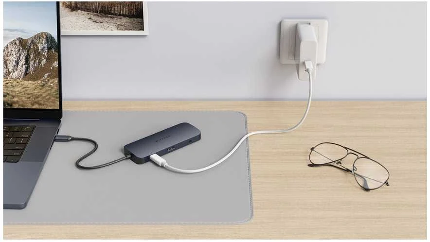 HyperDrive Next USB-C-Hubi, 10 porttia, muistikortinlukijat, keskiyön sininen