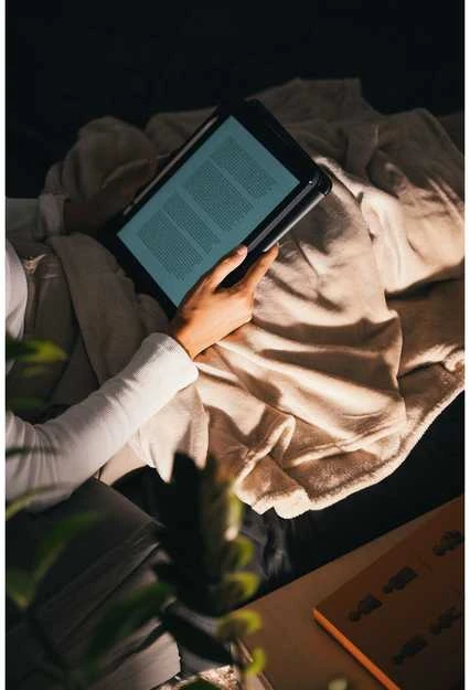 TARGUS® VERSAVU® BLUETOOTH® KLAVIATŪROS DĖKLAS, SKIRTAS „IPAD AIR® 11 COLIŲ“ (M2), „IPAD® 10,9 COLIŲ“ (10-OS KARTOS), „IPAD AIR® 10,9 COLIŲ“ (5-OS IR 4-OS KARTOS) IR „IPAD PRO® 11 COLIŲ“ (4-OS, 3-IOS, 2-OS IR 1-OS KARTOS)? (ŠIAURĖS ŠALYS)