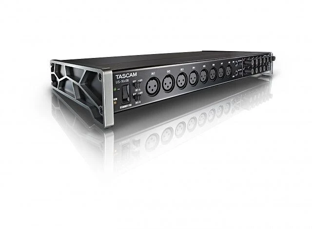 Tascam US-16x08 garso plokštė