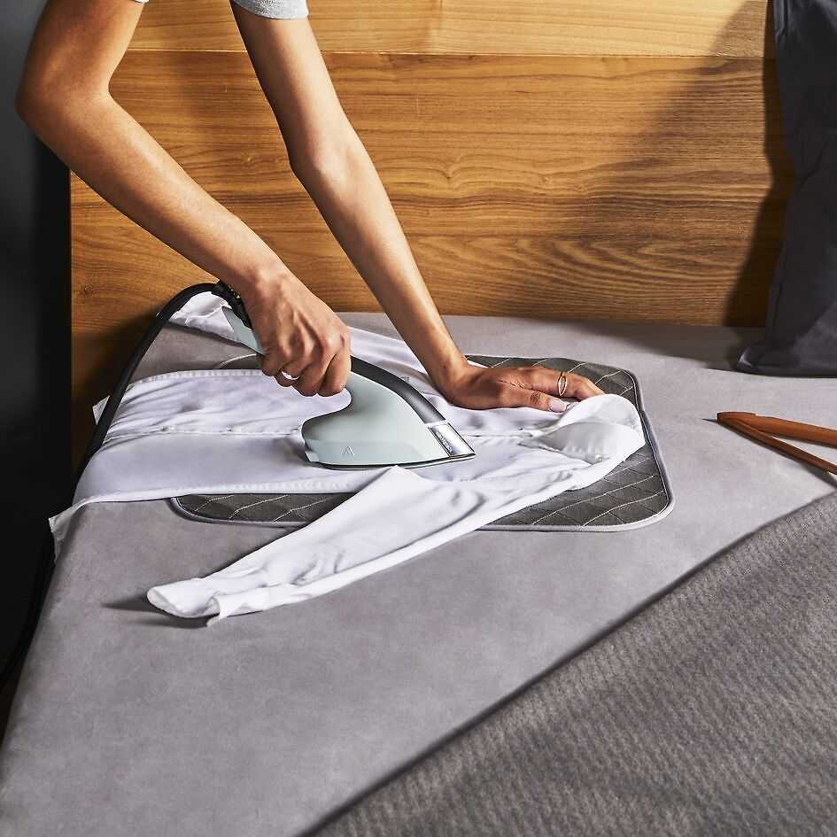 Tefal JF4031E0 2-in-1 vertical garų lygintuvas, žalias & juodas
