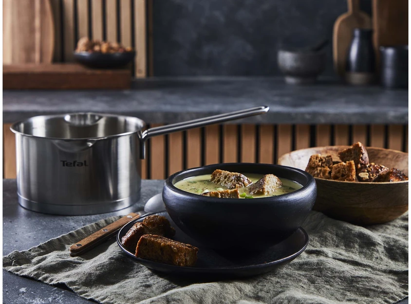 TEFAL Nordica H8522235 - Round - Nerūdijantis plienas - Nerūdijantis plienas - Ceramic - Gas - Halogen - Induction - Sealed plate - 250 °C - Glass
