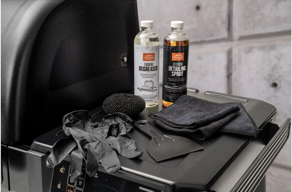 Traeger Deep Cleaning Kit puhdistussarja