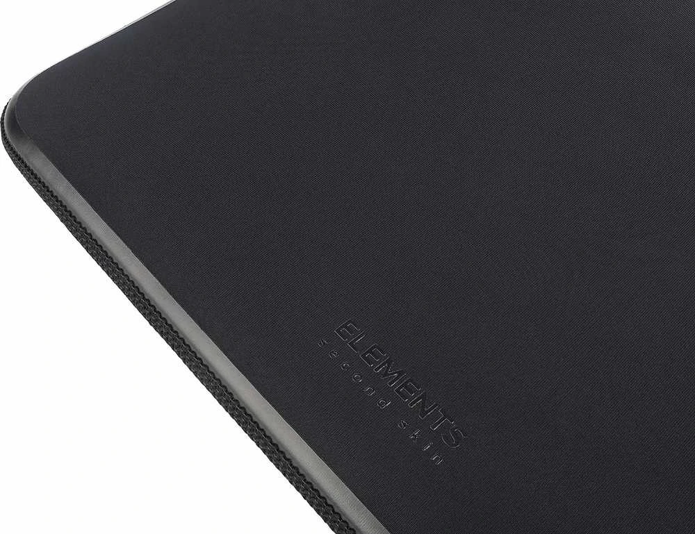 Tucano Elements 2 Macbook Pro 16" juoda