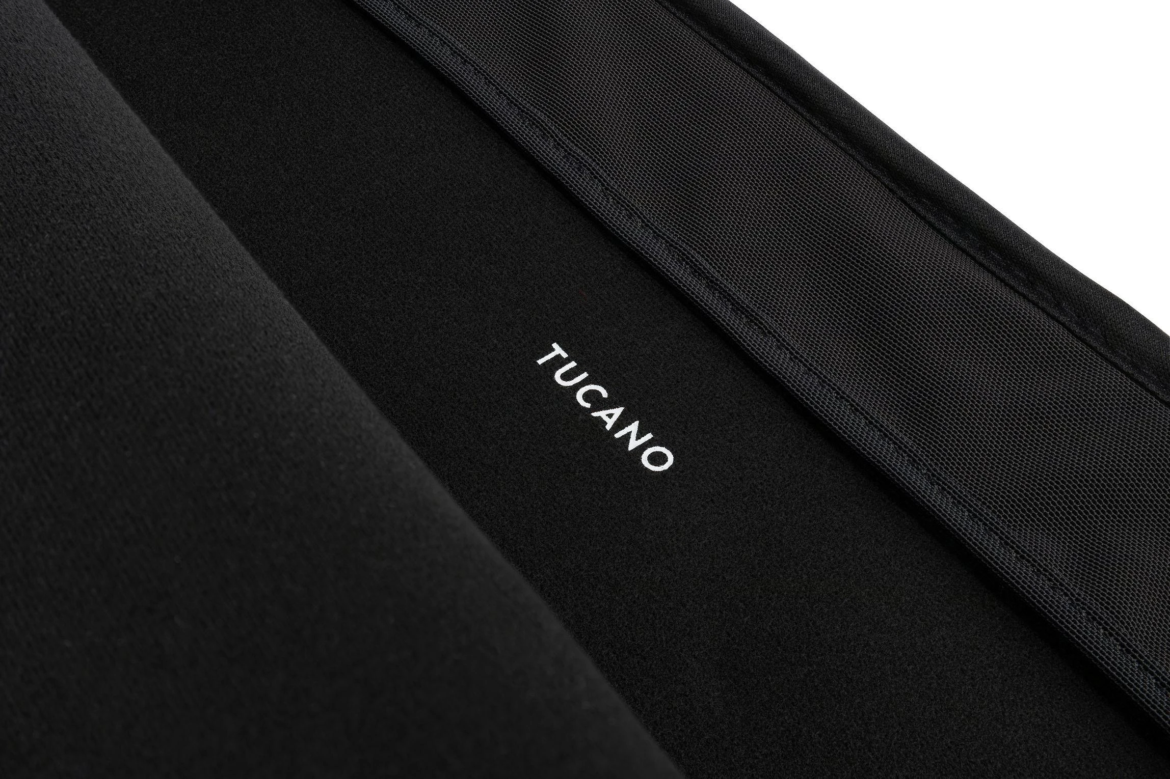 Tucano Velluto – Sleeve for MacBook Pro 14 Juodas