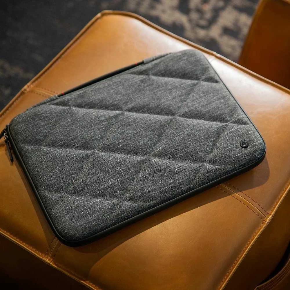 „Twelve South“ dėklas „MacBook Pro 16“ – tamsiai pilka