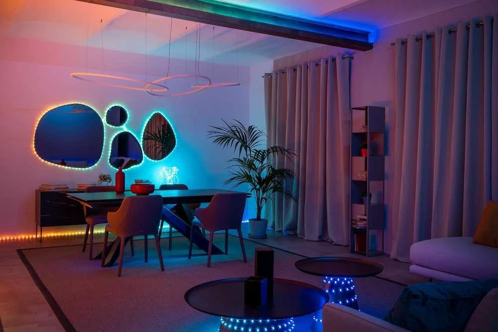 Lubinis šviestuvas „Twinkly | Dots“ išmaniosios LED lemputės 200 RGB (daugiaspalvės), 10 m, skaidrios | RGB – daugiau nei 16 mln. spalvų