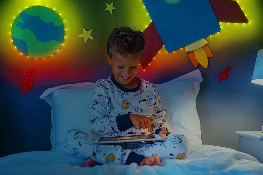 Lubinis šviestuvas „Twinkly Dots“ išmaniosios LED lemputės, 400 RGB (daugiaspalvės), 20 m, permatomas RGB laidas, 16 mln.+ spalvų