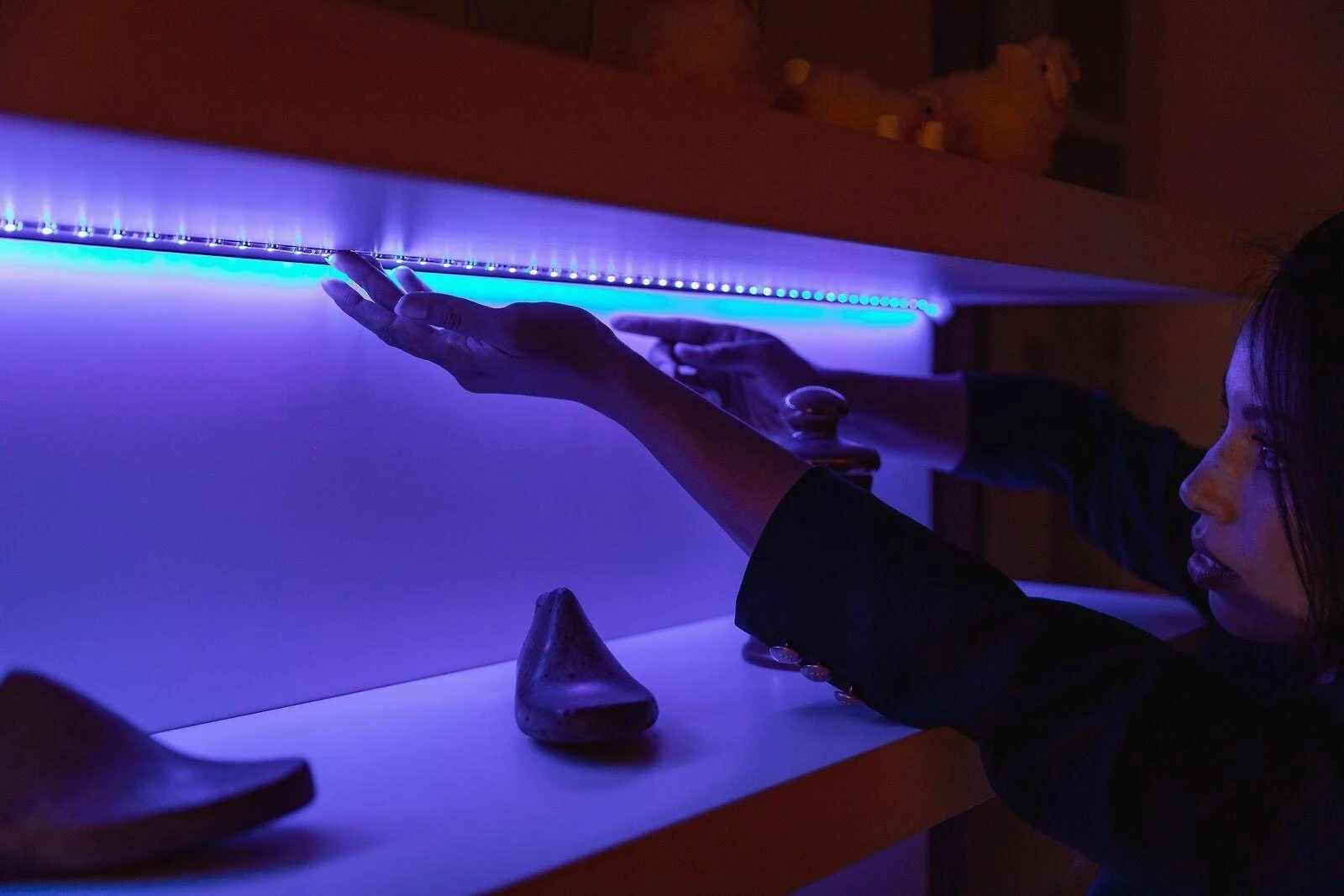 Twinkly Line išmanioji LED juostelė su RGB LED, 1,5 metro, juodas laidas, daugiaspalvė