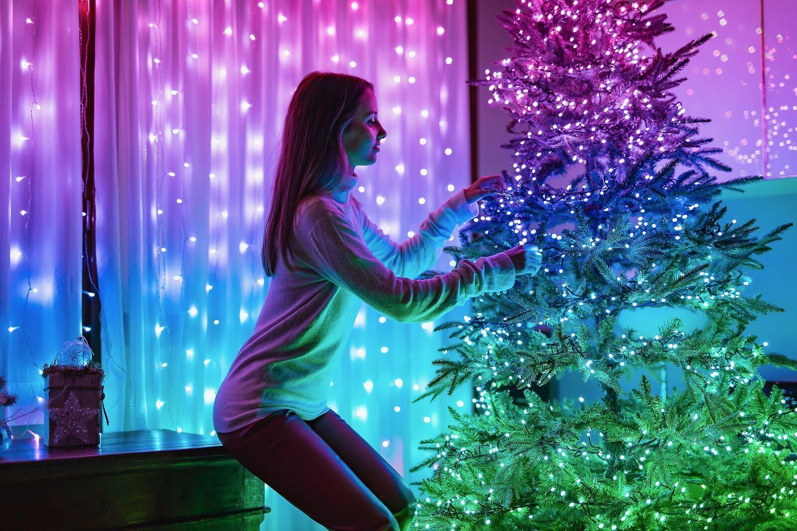 Kalėdinė išmanioji lempučių girlianda Twinkly Strings 400L 5mm RGBW