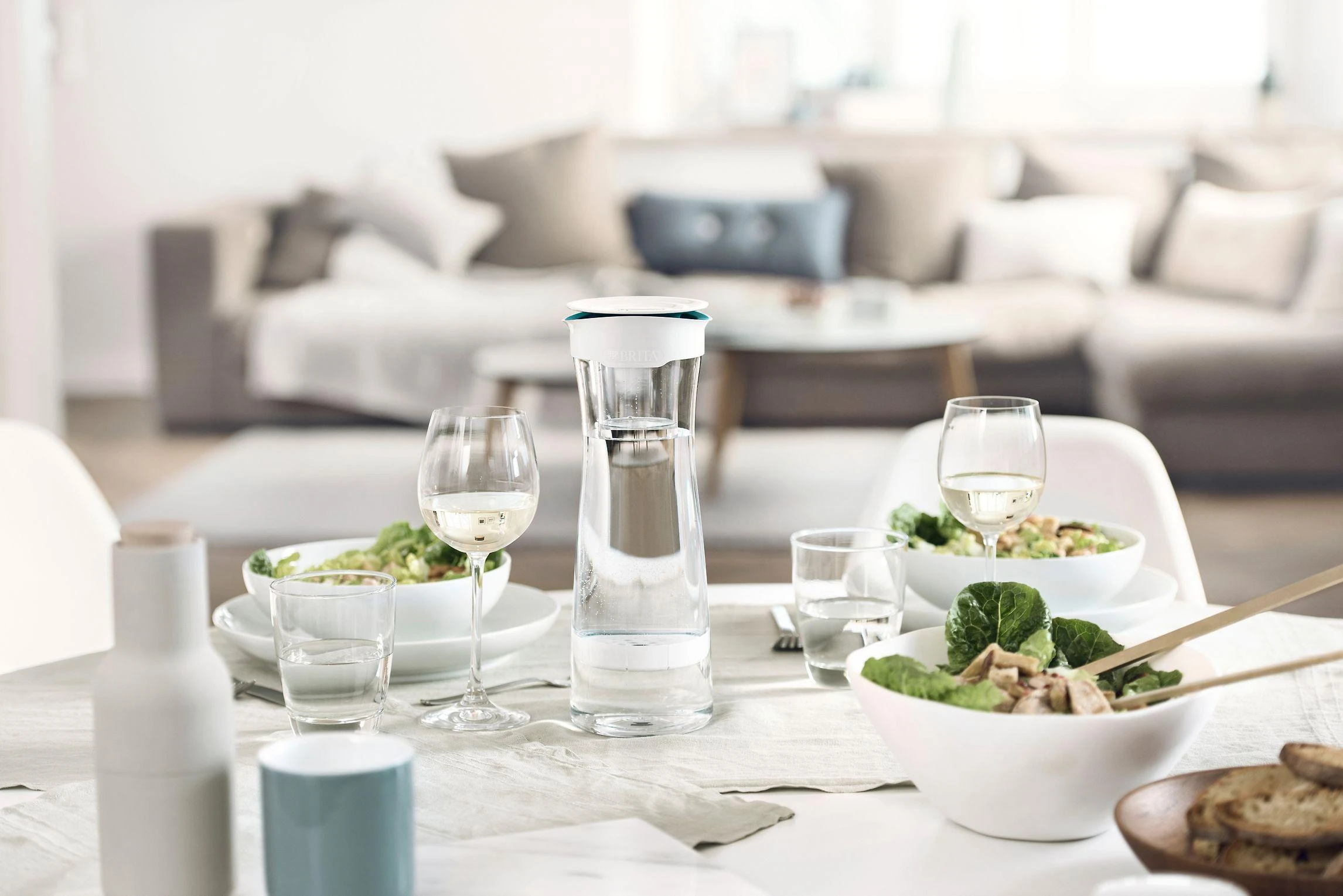 Vandenį filtruojantis grafinas Brita Fill&Serve Mind 1.3L (Baltas/Pilkas)