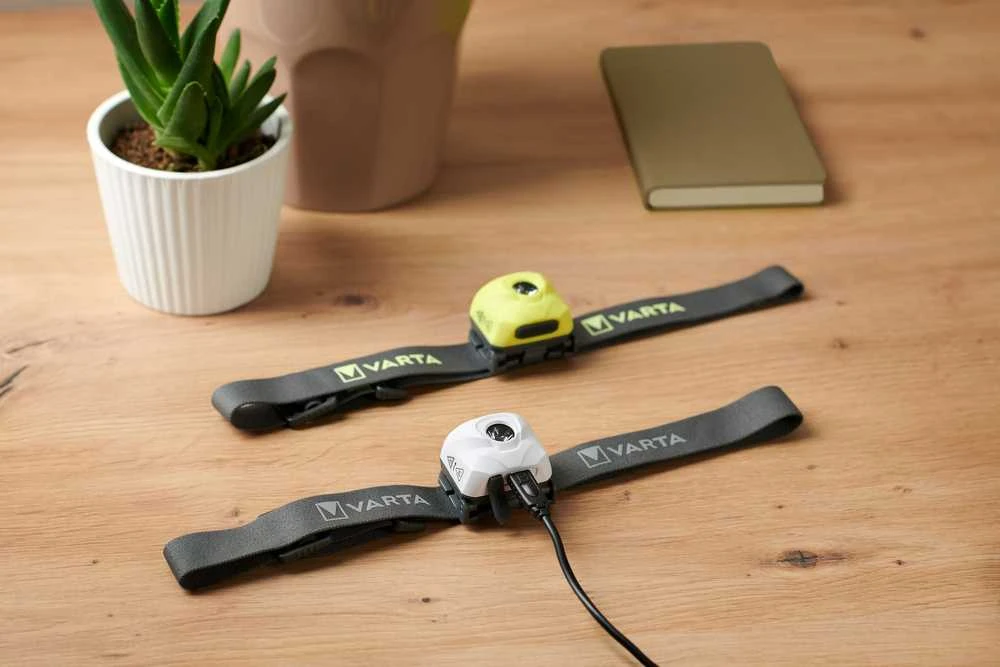 Varta ULTRALIGHT H30R Ant galvos tvirtinamas žibintuvėlis Balta LED