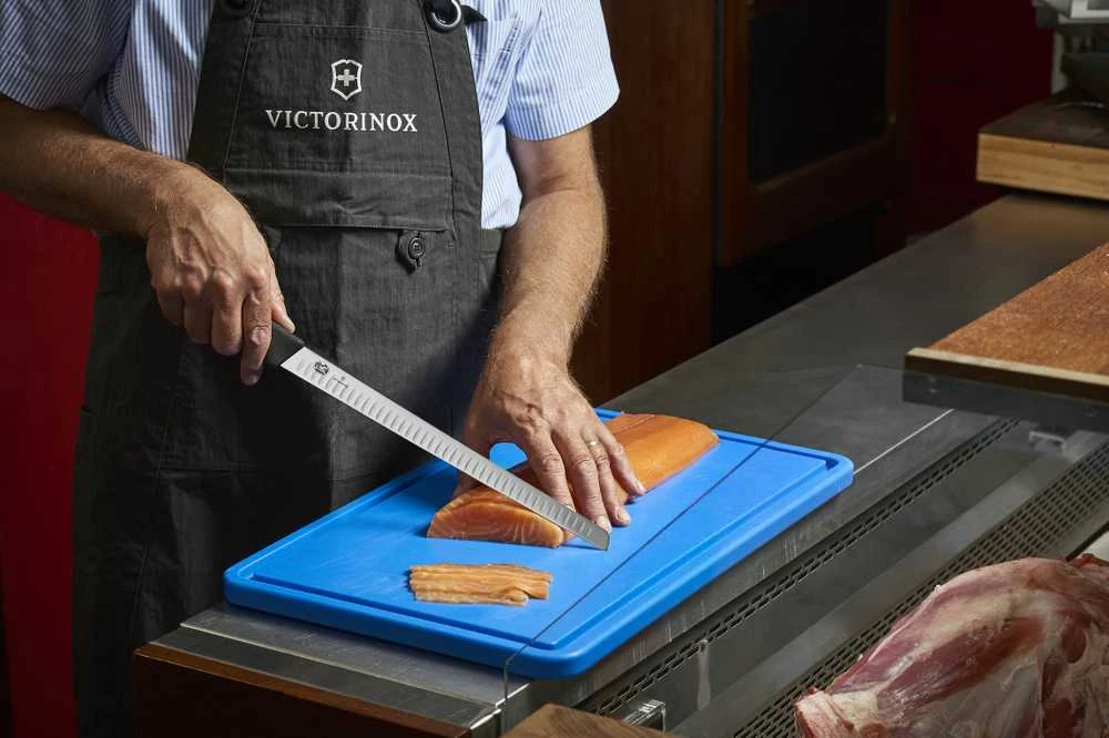 Victorinox Fibrox lašišos peilis 30 cm