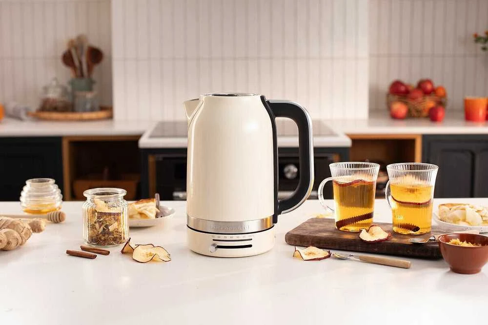 KitchenAid 5KEK1701EAC electric virdulys 1.7 L 2400 W Kreminis