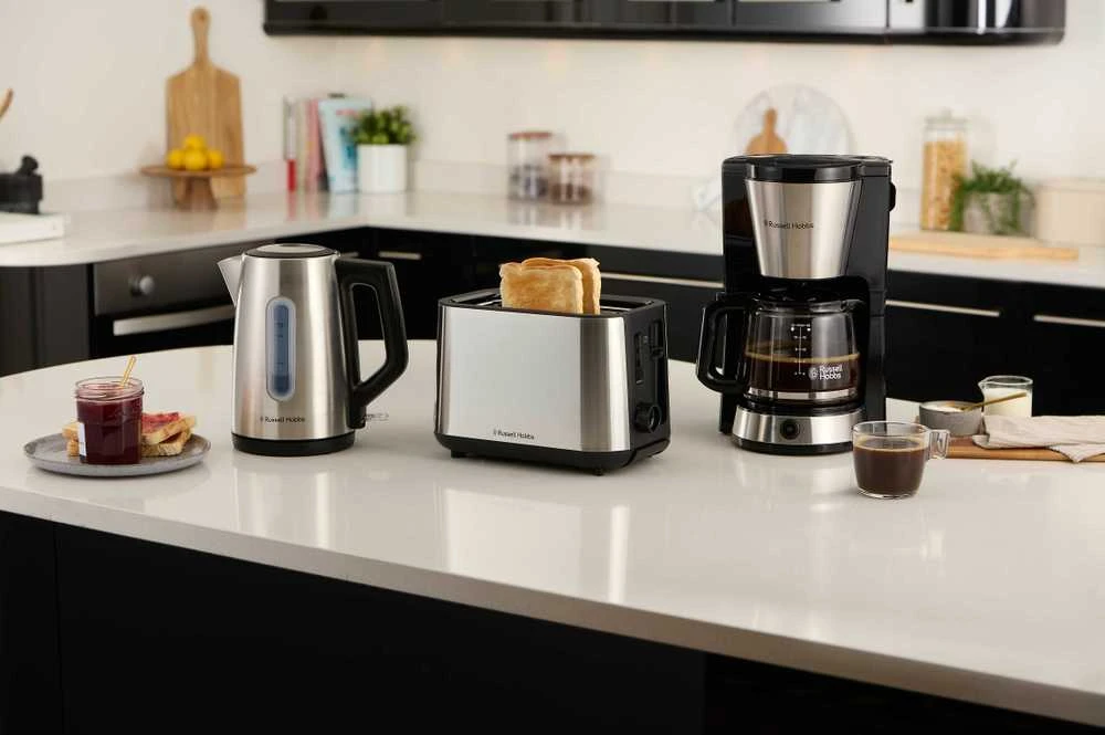 Russell Hobbs virdulys Heaton, šlifuotas nerūdijantis plienas su juodais akcentais, 1,7 l