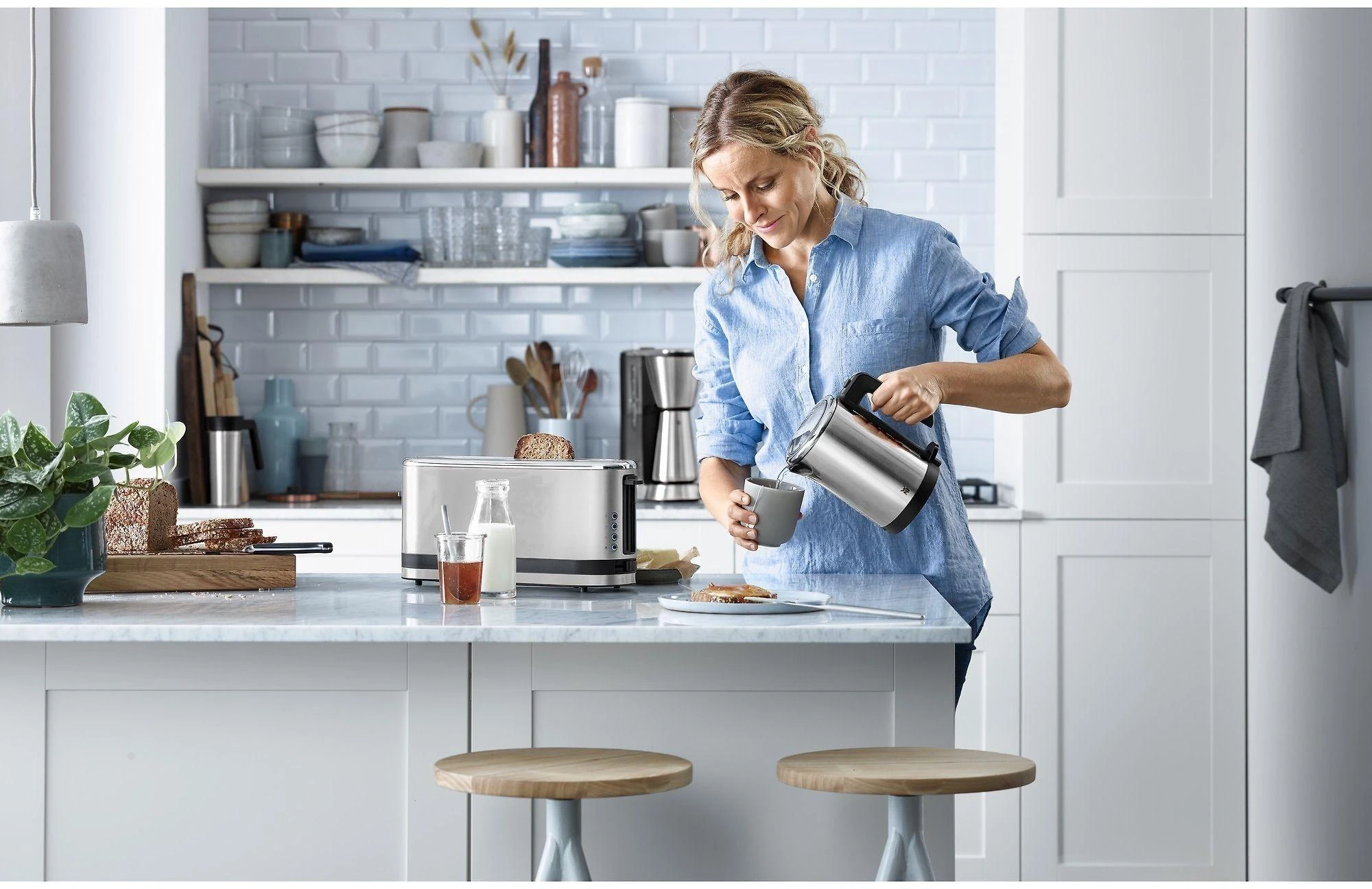WMF Virdulys KitchenMinis Standard, Nerūdijantis plienas, Nerūdijantis plienas, 1800 W, 360° rotational base, 0.8 L