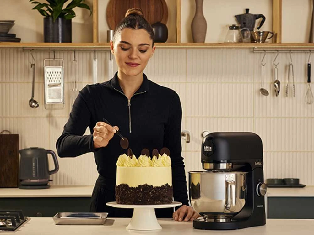 Virtuvinis kombainas Kenwood kMix KMX750ABK juoda