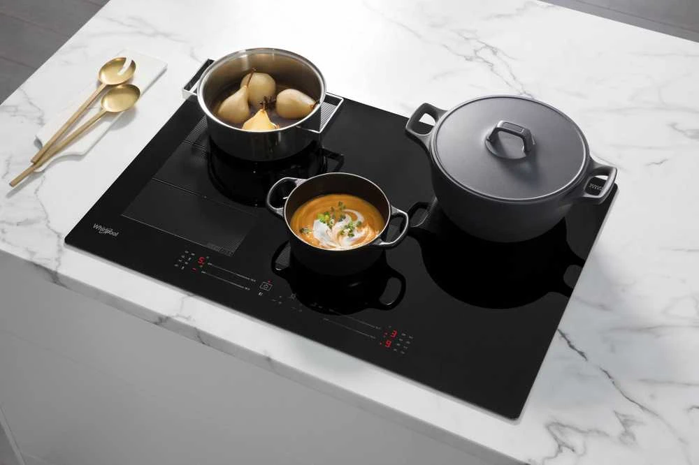 Indukcinė kaitlentė Whirlpool WF S0377 NE/IXL